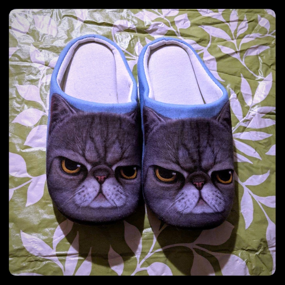 Women's slippers
